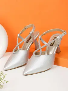 Flat n Heels Block Sandals with Buckles