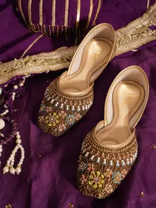 JM Looks Women Ethnic Fashion with Embroidered Flats