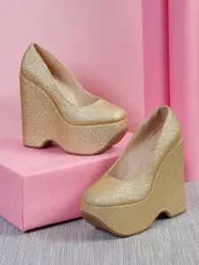 Flat n Heels Wedge Pumps