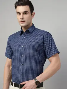 Hancock Men Slim Fit Grid Tattersall Checks Opaque Checked Formal Shirt