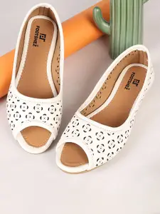 FOOTSHEZ Women One Toe Flats with Laser Cuts