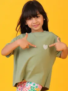 Anthrilo Girls Printed Pockets T-shirt