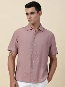 Thomas Scott Men Embroidered Regular Fit Casual Shirt