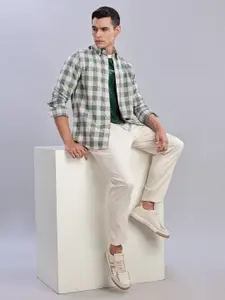 Tommy Hilfiger Men Classic Opaque Checked Casual Shirt