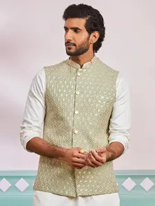 VASTRAMAY Slim Fit Embroidered Mandarin Collar Nehru Jacket