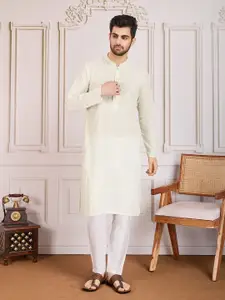 House of Pataudi Thread Embroidered Straight Kurta Set