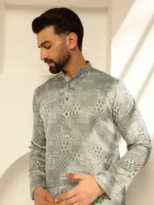 SOJANYA Woven Design Mandarin Collar Striaght Kurta