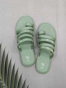 THE MADRAS TRUNK Women Striped One Toe Flats