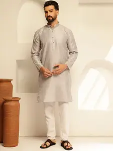 SOJANYA Men Embroidered Regular Thread Work Kurta with Pyjamas