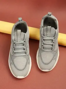 max Men Running Non-Marking Shoes