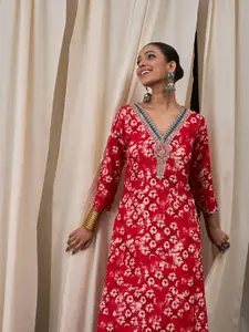 Anouk Women Floral Embroidered Thread Work Kurta