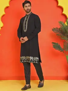 Jompers Men Embroidered Regular Kurta with Pyjamas