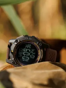 Timex Men Dial & Straps Digital Chronograph Watch TW4B33800UJ