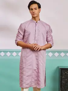 VASTRAMAY Men Geometric Embroidered Thread Work Kurta