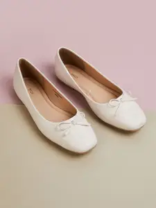 max Women Colourblocked Core with Bows Flats