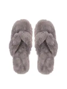 WOLVESDEN Women Room Slippers
