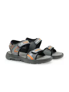 ASIAN Men Textured Sandal