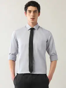 Arrow Men Slim Fit Opaque Formal Shirt