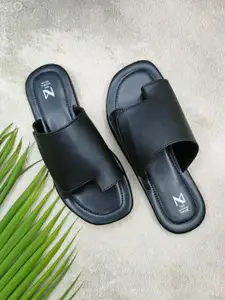 THE MADRAS TRUNK Men Comfort Sandals