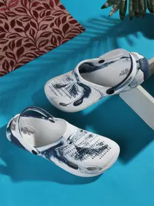 The Roadster Lifestyle Co Men Stylish Lightweight Clogs