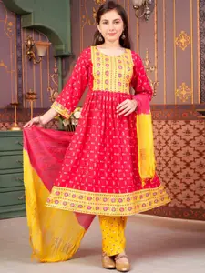 Aarika Girls Floral Printed Sequinned Kurta