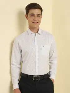 Allen Solly Men Slim Fit Opaque Printed Formal Shirt