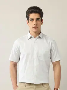 Arrow Men Classic Opaque Printed Formal Shirt