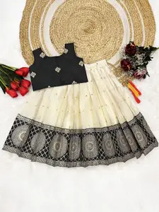 FELIZ THE DESIGNER STUDIO Girls Ready to Wear Lehenga &