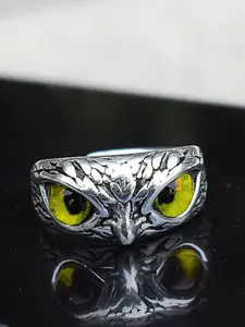 The Roadster Lifestyle Co Men Silver Plated Eye Owl Shaped Finger Ring