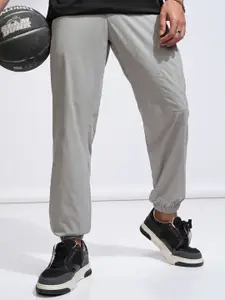 HIGHLANDER Men Comfort Joggers Trousers