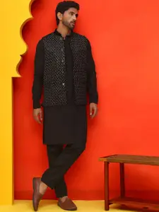 Jompers Men Floral Embroidered Regular Chikankari Velvet Kurta with Pyjamas