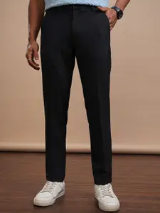 HIGHLANDER Men Comfort Slim Fit Trousers