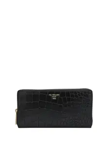 Da Milano Women Textured Leather Zip Around Wallet