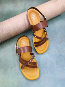 THE MADRAS TRUNK Women Open Toe Sandals