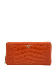 Da Milano Women Textured Leather Zip Around Wallet