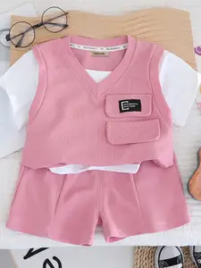 INCLUD Boys T-shirt with Shorts