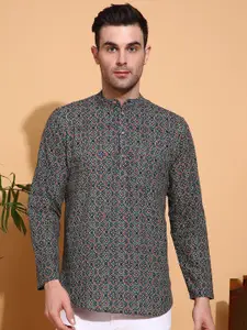 Anouk Men Geometric Printed Thread Work Kurta