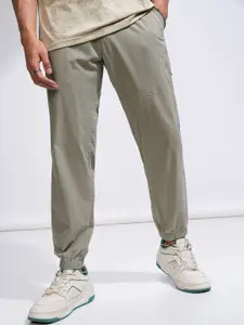 HIGHLANDER Men Comfort Joggers Trousers
