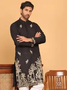 Jompers Mandarin Collar Floral Embroidered Thread Work Straight Kurta
