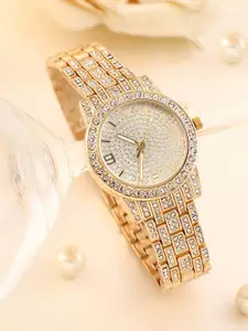 HAUTE SAUCE by  Campus Sutra HAUTE SAUCE by Campus Sutra Women The All-Over-Bijou Round Watch AW25_HSWC1291