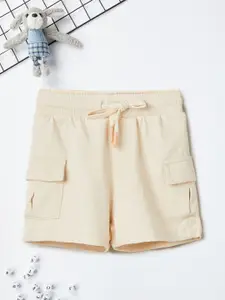 max Boys Regular Fit Cargo Shorts