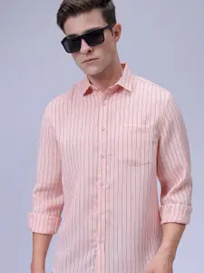 The Indian Garage Co Men Slim Fit Spread Collar Vertical Striped Casual Shirt