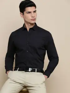 INVICTUS Men Standard Slim Fit Spread Collar Micro Ditsy Printed Cotton Formal Shirt