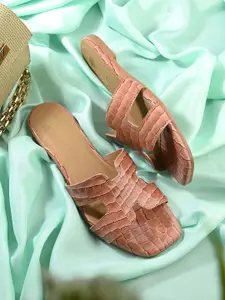 DIVASTRI Women Textured Open Toe Flats