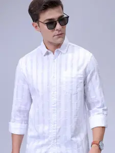 The Indian Garage Co Men Slim Fit Spread Collar Vertical Striped Cotton Casual Shirt