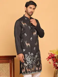 Jompers Men Embroidered Thread Work Kurta