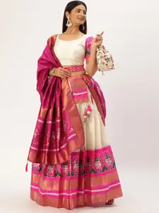 DIVASTRI Semi-Stitched Lehenga & Unstitched Blouse With Dupatta