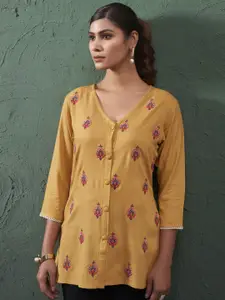 Anouk Women Floral Printed V-Neck Gotta Patti Short Kurti