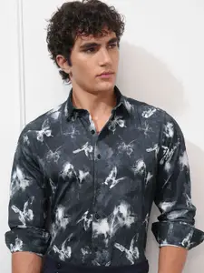 HIGHLANDER Men Slim Fit Spread Collar Abstract Printed Casual Shirt