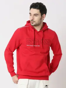 SPYKAR Men Alphanumeric Printed Hooded Sweatshirt